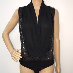 3/$25 Eva Mendes New York company bodysuit blouse